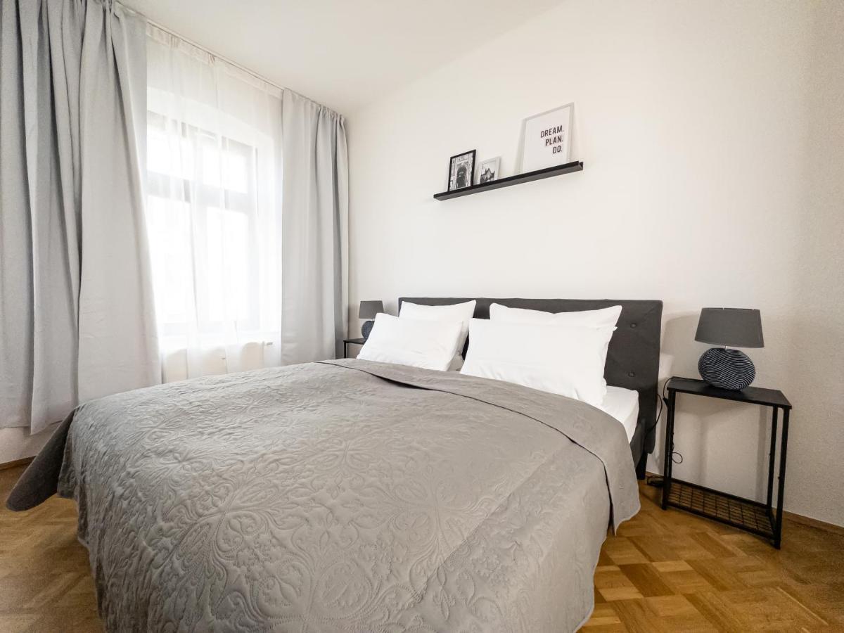Moderne 3Zimmer Wohnung Mit Netflix Und Balkon Lipsia Esterno foto