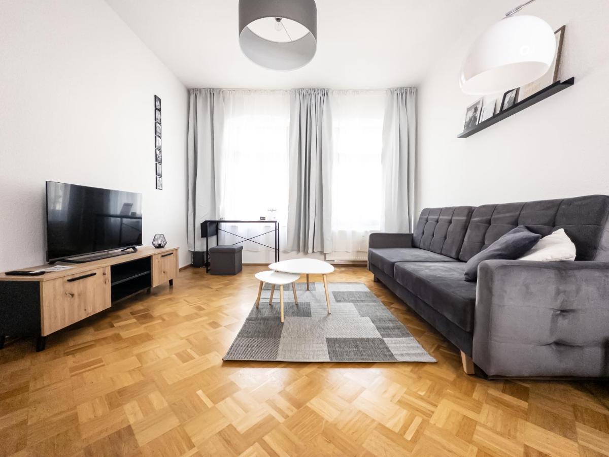 Moderne 3Zimmer Wohnung Mit Netflix Und Balkon Lipsia Esterno foto