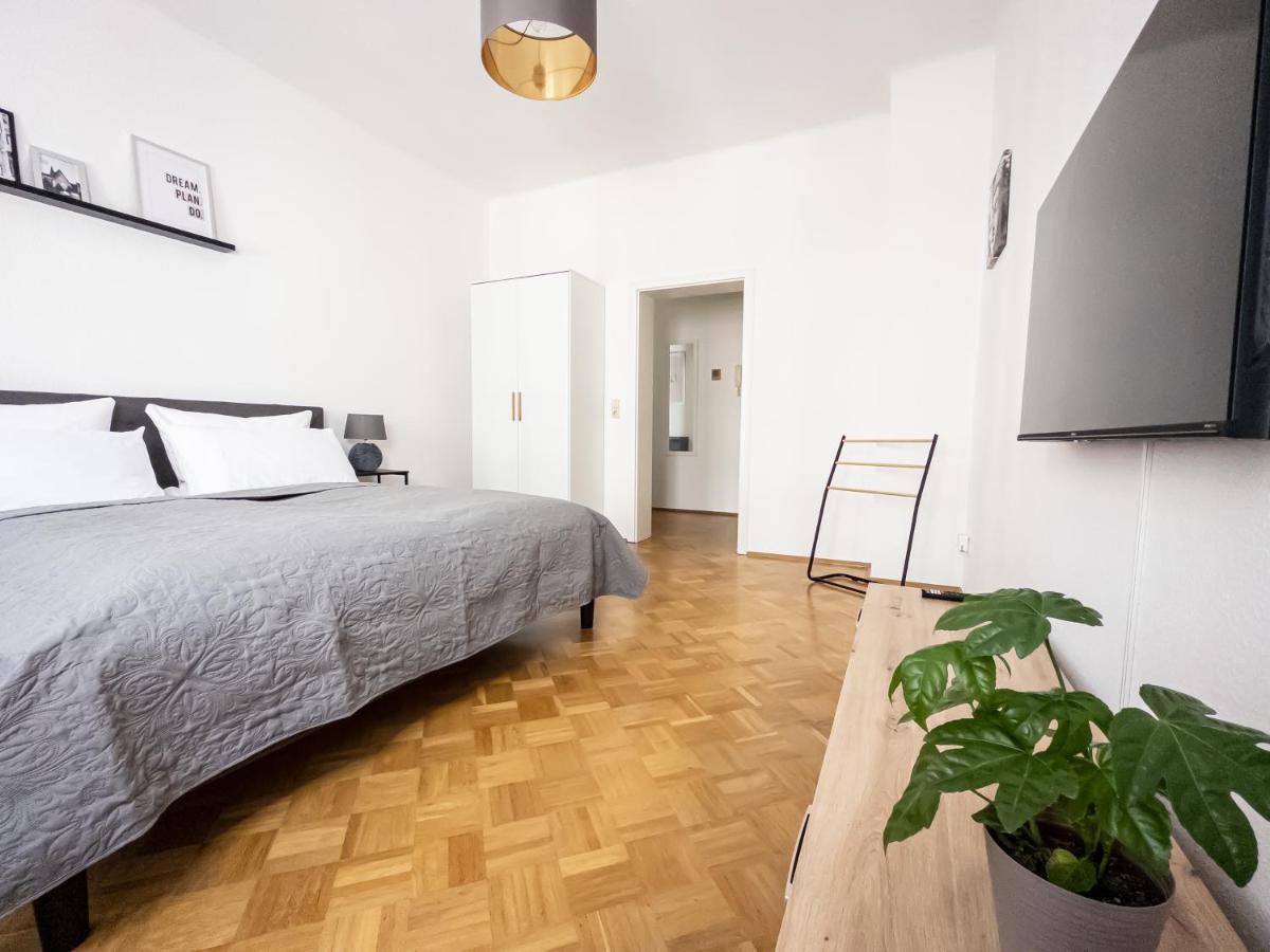 Moderne 3Zimmer Wohnung Mit Netflix Und Balkon Lipsia Esterno foto