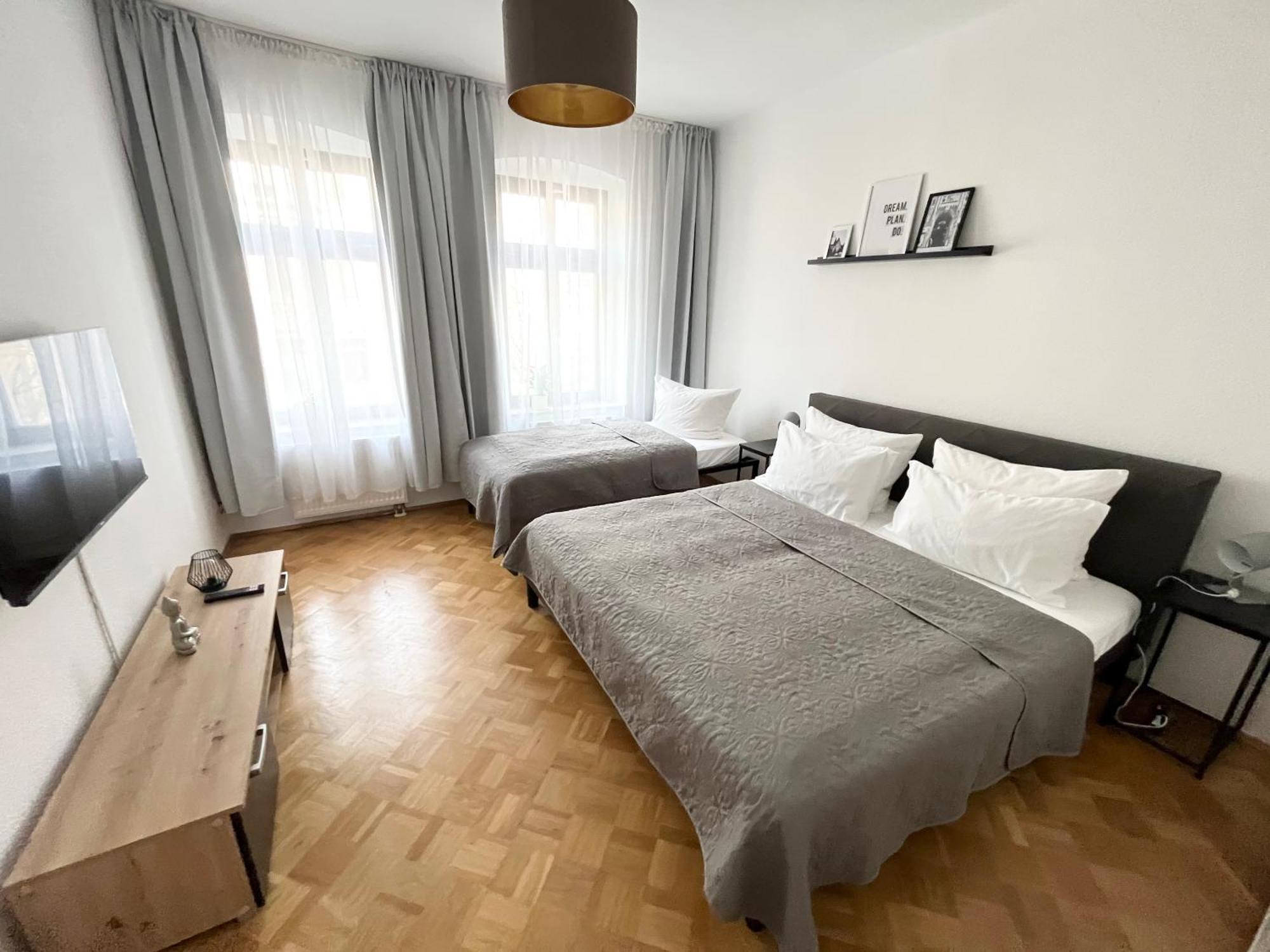 Moderne 3Zimmer Wohnung Mit Netflix Und Balkon Lipsia Esterno foto